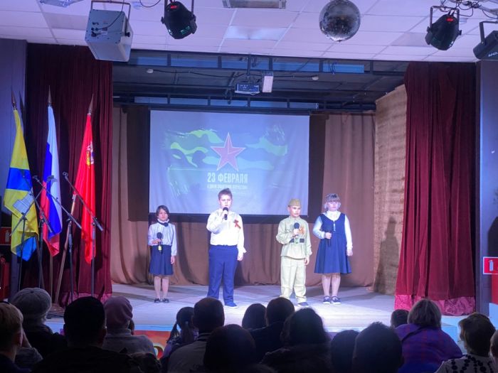 21 февраля в Заруденском Доме культуры прошел праздничный концерт «Славься, Отечество»